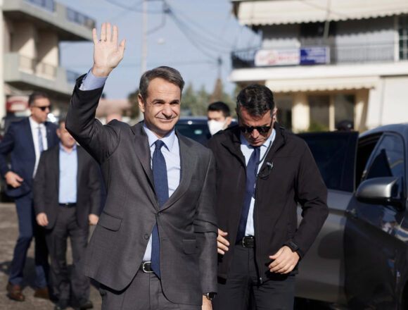 MHTSOTAKHS_AYLONAS Χαιρετισμός του Κυριάκου Μητσοτάκη σε συγκέντρωση στον Αυλώνα