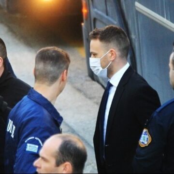 Παραιτείται της έφεσης ο Μπάμπης Αναγνωστόπουλος