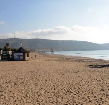 Μέχρι 15 Ιουνίου θα επαναλειτουργήσει η πλαζ της Βάρκιζας