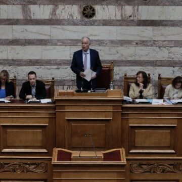 Πεντακομματικό το Προεδρείο της Βουλής