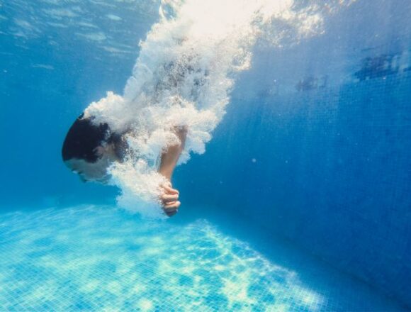 Δωρεάν μαθήματα κολύμβησης σε παιδιά προσφέρει ο Δήμος