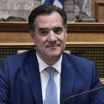 «Η ανάπτυξη της οικονομίας περνά μέσα από καλύτερες συνθήκες εργασίας»