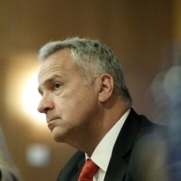 «Έχουμε περισσότερους πυροσβέστες και μέσα, αλλά οι καιρικές συνθήκες είναι χειρότερες»