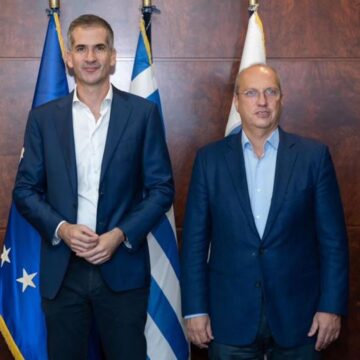 Συνάντηση του υπουργού Προστασίας του Πολίτη με τον Δήμαρχο Αθηναίων