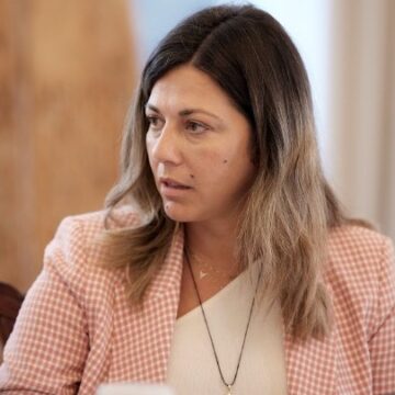 5 πυλώνες για το Εθνικό Σχέδιο Δράσης αντιμετώπισης του δημογραφικού