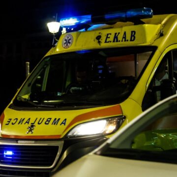 Τροχαία δυστυχήματα σε Ποσειδώνος και Βουλιαγμένης