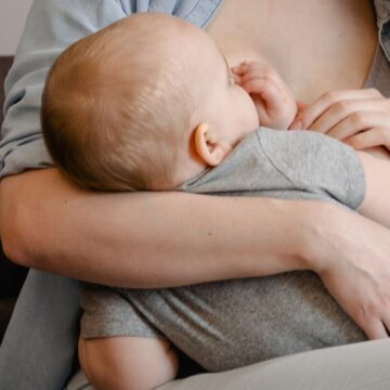 Σειρά δράσεων για τον θηλασμό από το Κέντρο Υγείας Καλυβίων