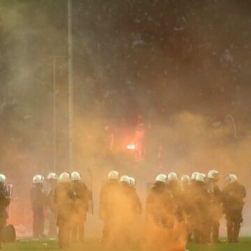 Κεκλεισμένων των θυρών όλοι οι αγώνες της Super League για δύο μήνες