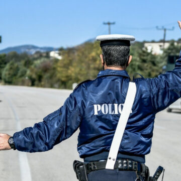 Σωρεία συλλήψεων οδηγών για τροχαίες παραβάσεις