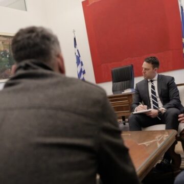 Πρωθυπουργός της κωλοτούμπας ο Κυριάκος Μητσοτάκης