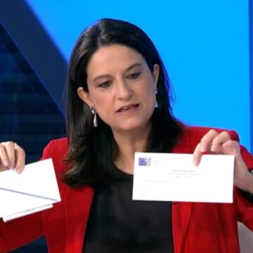 H επιστολική ψήφος είναι θέμα δημοκρατίας