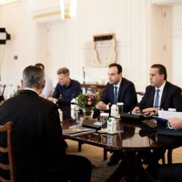 Σύσκεψη για την παρουσίαση της μελέτης Generative AI Greece 2030