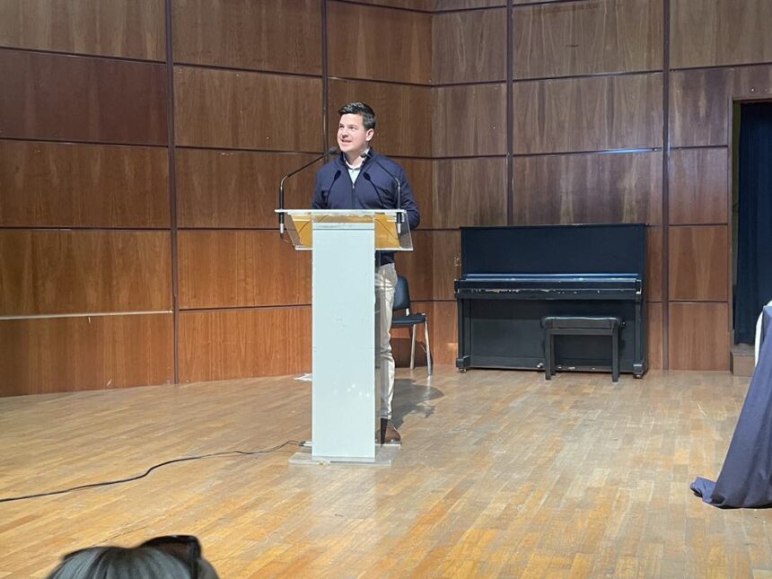 Συνάντηση εργασίας του Δημάρχου με τους εργαζόμενους του δήμου