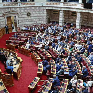 Στην Ολομέλεια το ν/σ για την αξιοποίηση παραθαλάσσιων περιοχών