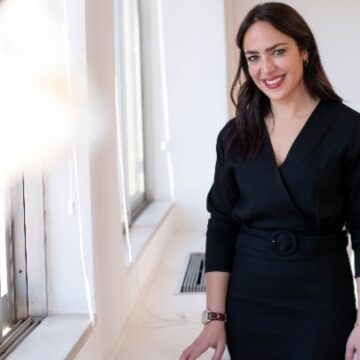 Την Τρίτη 7 Μαΐου μετατίθεται η αργία της Πρωτομαγιάς