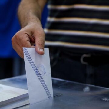 Προβάδισμα 21,5 μονάδων για τη ΝΔ