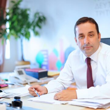 Ο Δήμαρχος Γαλατσίου Γιώργος Μαρκόπουλος εξασφάλισε την επανεκλογή του ως πρόεδρος