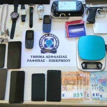 Εξαρθρώθηκε σπείρα διαρρηκτών που έκλεβε σπίτια και αυτοκίνητα