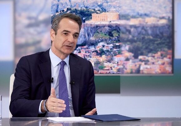 MHTSOTAKHS_SKAI Ο κατώτατος μισθός θα φτάσει πάνω από 800 ευρώ