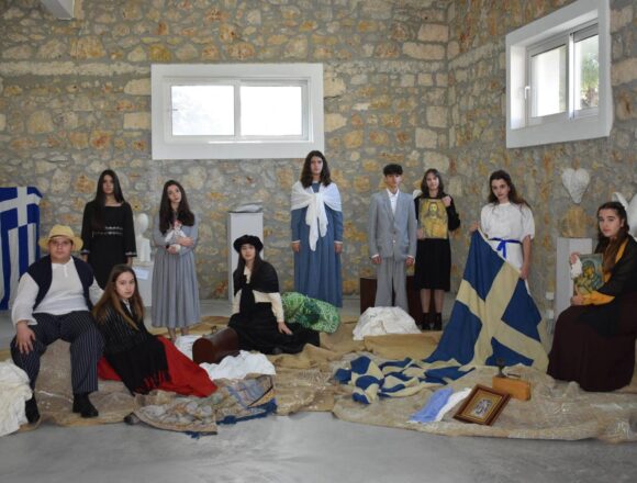 SXOLEIO OROPOY Στη μεγάλη γιορτή της Ελληνικής Γλώσσας σχολείο του Δήμου Ωρωπού