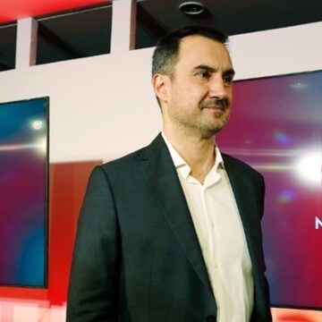 Την παραίτησή του από πρόεδρος υπέβαλε ο Αλέξης Χαρίτσης