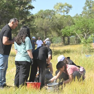 Δενδροφύτευση με τη We4all και το 8ο Γυμνάσιο Αχαρνών στον Λόφο των Σαράντα Μαρτύρων