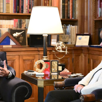 Τόνισε την ανάγκη για μαζική συμμετοχή στις ευρωεκλογές ο πρωθυπουργός