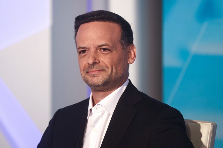 Πρόταση για εκλογή ηγεσίας στο ΠΑΣΟΚ-ΚΙΝΑΛ στις 3 και 10 Νοεμβρίου