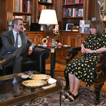 Συνάντηση του Κυριάκου Μητσοτάκη με την Πρόεδρο της Δημοκρατίας