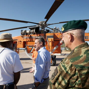 Επίσκεψη Κυριάκου Μητσοτάκη στην Αεροπορική Βάση Ελευσίνας