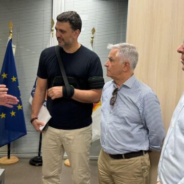 Συνάντηση του προέδρου του ΣΠΑΥ Ισίδωρου Μάδη με τον Βασίλη Κικίλια