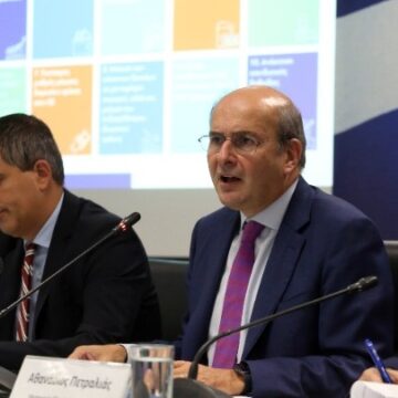 Τα 12 μέτρα για αυξήσεις μισθών και οι 12 μειώσεις φόρων