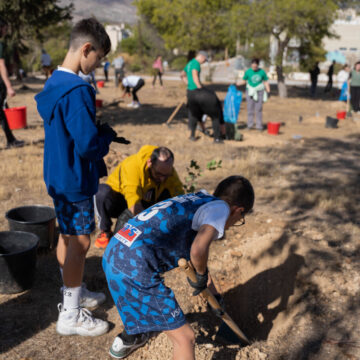 Η δράση που πρασινίζει τον Δήμο Αχαρνών για 4η συνεχή χρονιά