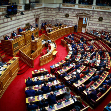 Συζήτηση στη Βουλή για τον προσωπικό γιατρό