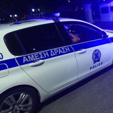 Νεκρός ο οδηγός ΙΧ που καρφώθηκε σε δένδρο