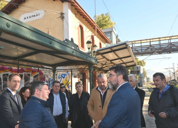 Αυτοψία στον σιδηροδρομικό σταθμό Αχαρνών και προγραμματισμός έργων