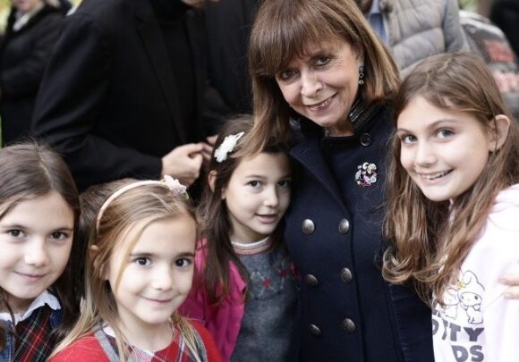 SAKELLAROPOYLOY_CHRISTMAS Πλήθος κόσμου συγκέντρωσε η χριστουγεννιάτικη μουσική εκδήλωση