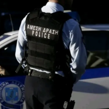 Συνελήφθη 60χρονη φυγόποινη για εμπορία ανθρώπων