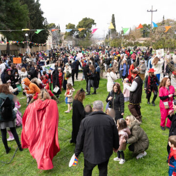 Οι Δήμοι της Αττικής γιορτάζουν τις Απόκριες