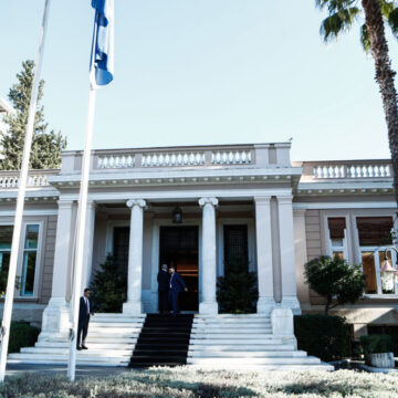 Ανακοινώθηκε η νέα κυβέρνηση μετά τον ανασχηματισμό