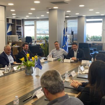 Συνάντηση του Περιφερειάρχη με τους επικεφαλής των Επιμελητηρίων της Αττικής