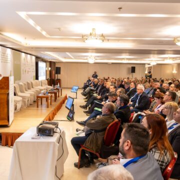 Ηχηρό μήνυμα των Δήμων στην πανελλήνια συνάντηση για τα αδέσποτα ζώα