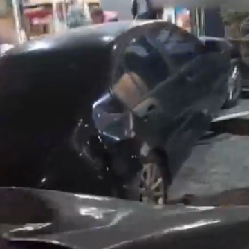 Μεθυσμένος οδηγός ταξί προκάλεσε τροχαίο με δύο τραυματίες