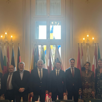 KEDE_EYROPAIKA PROGRAMMATA Ισότιμος ρόλος της πρωτοβάθμιας Τοπικής Αυτοδιοίκησης στην υλοποίηση των Ευρωπαϊκών Προγραμμάτων