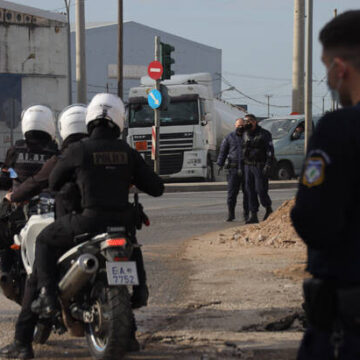 Ειδική ομάδα 100 αστυνομικών για την Δυτική Αττική