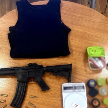 Έφοδος του ελληνικού FBI σε σπίτι στους Θρακομακεδόνες