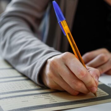 Έναρξη των Πανελλαδικών Εξετάσεων για τα ΓΕΛ σήμερα