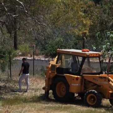 Εργάτης «χτυπήθηκε» από το ρεύμα ενώ καθάριζε οικόπεδο