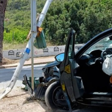 Τροχαίο στη Λεωφ. Μαραθώνος στο ύψος της Καλλιτεχνούπολης