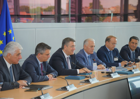 Στις Βρυξέλλες συνεδρίασε το Διοικητικό Συμβούλιο της ΚΕΔΕ